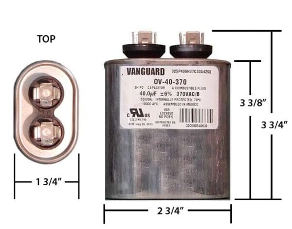 A diagram of a capacitor with the top half and bottom half in it.